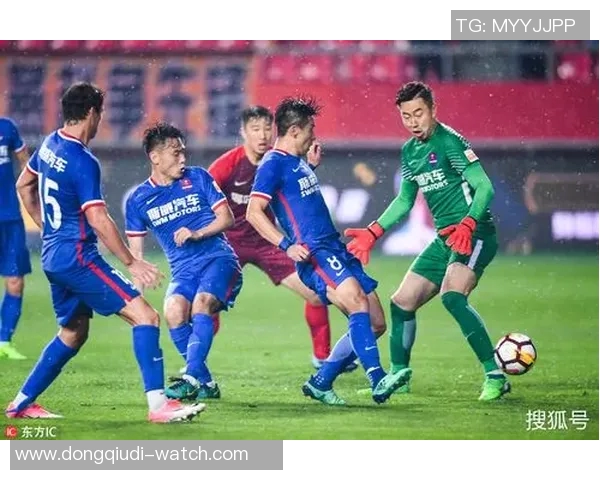 中超精彩对决：那不勒斯惊险战胜国米乌龙球成比赛转折点分析